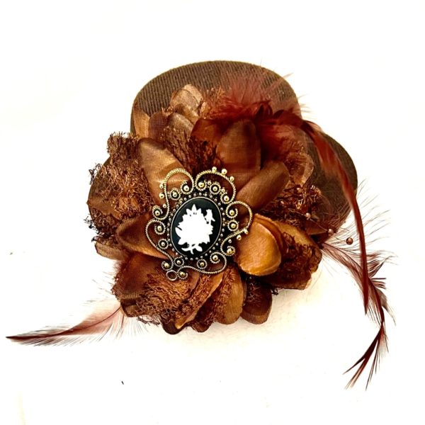 Steampunk Minihut Clementine