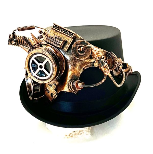 Steampunk Hut Bert