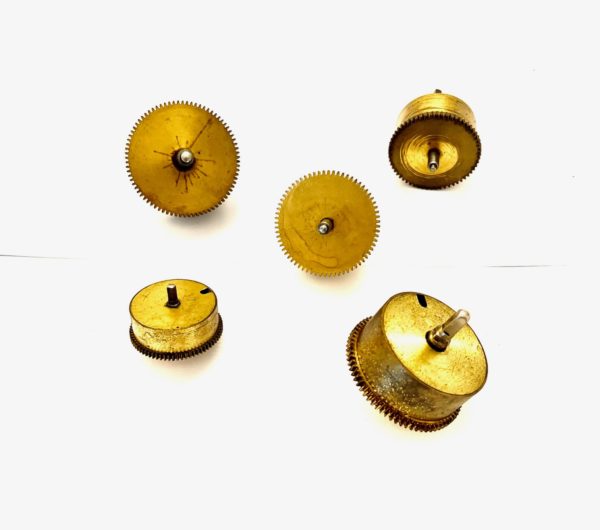 Steampunk Baupaket 19 - mit Uhrfedern in den Uhrtrommeln