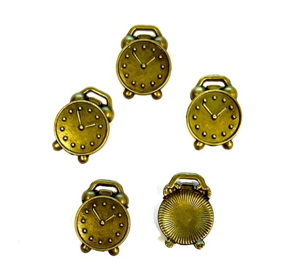Steampunk Uhr 11
